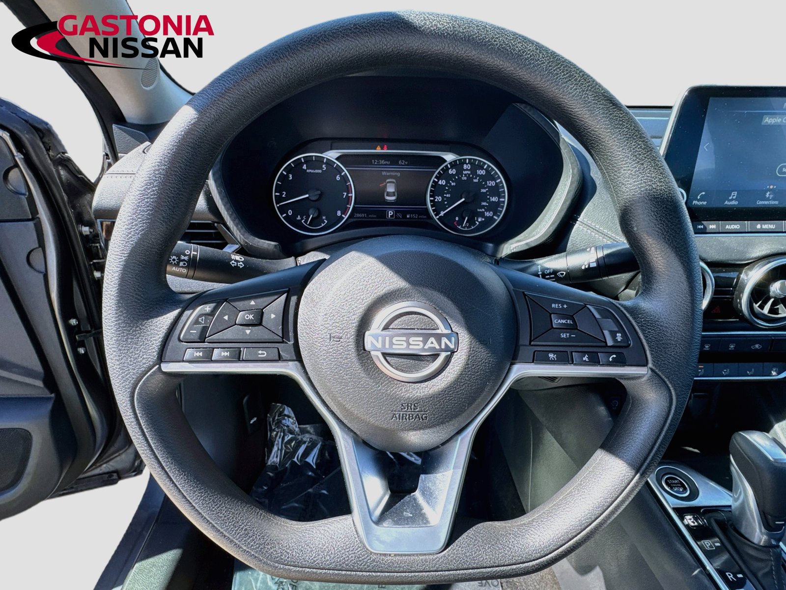 Used 2025 Nissan Sentra SV FWD image 14