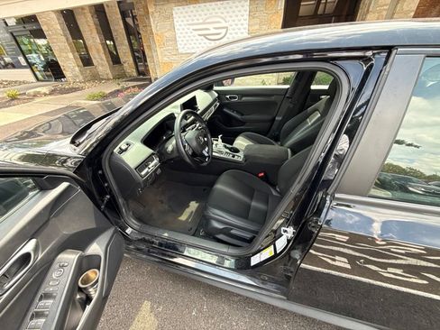 Used 2024 Honda Civic Sport image 12