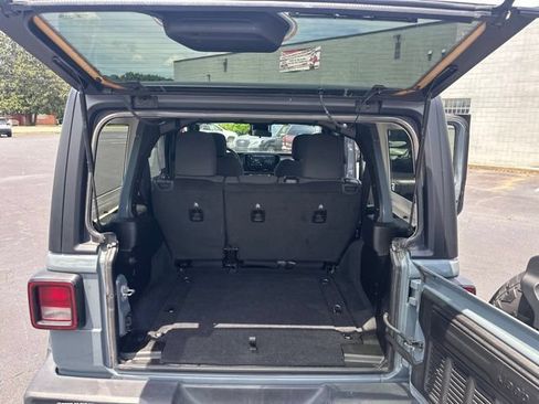 Used 2024 Jeep Wrangler Unlimited Sport AWD/4WD image 18