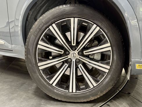 Used 2021 Volvo XC90 T8 Inscription w/ Advanced Package AWD/4WD image 11