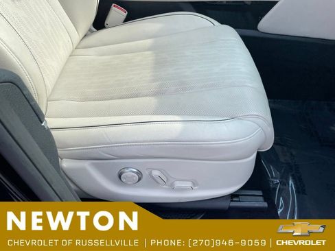Used 2021 Genesis GV80 2.5T w/ Advanced Package 02 AWD/4WD image 25