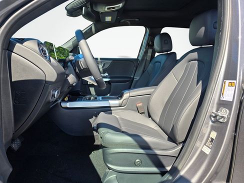 New 2026 Mercedes-Benz GLB 250 4MATIC image 12