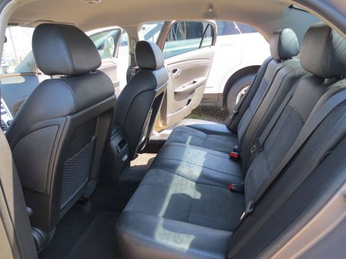 Used 2008 Chevrolet Malibu LT w/ HFV6 Engine Package FWD image 9