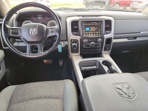 Used 2017 RAM 1500 Lone Star RWD image 10