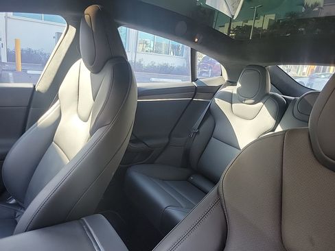 Used 2022 Tesla Model S image 20