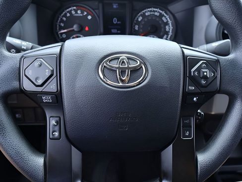 Certified 2022 Toyota Tacoma SR w/ SR Convenience Package image 20