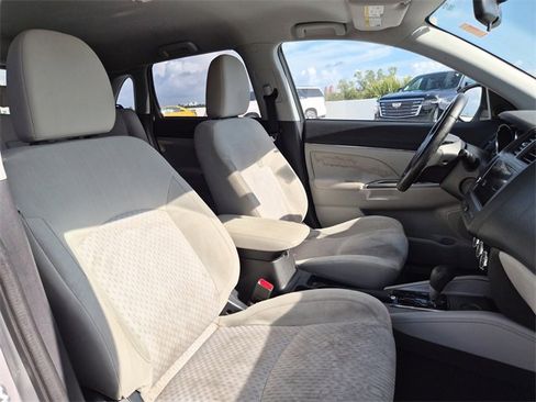 Used 2019 Mitsubishi Outlander Sport SE image 20