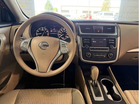 Used 2016 Nissan Altima 2.5 S w/ Power Driver Seat Package image 16