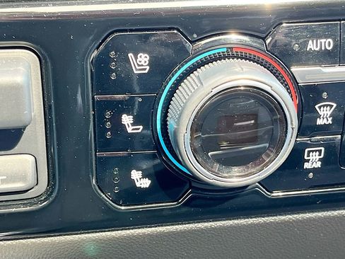 Used 2024 Chevrolet Silverado 2500 LTZ w/ LTZ Plus Package image 21