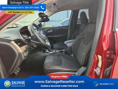 Used 2015 Jeep Cherokee Latitude FWD image 9