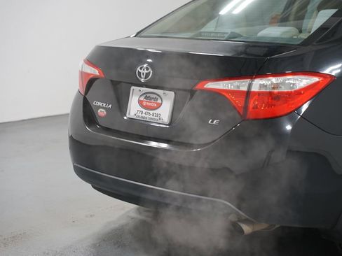Used 2014 Toyota Corolla LE image 9
