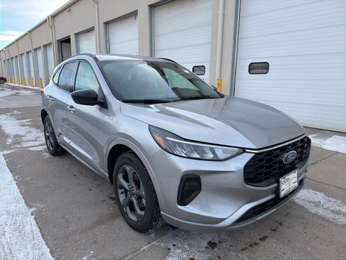 Used 2023 Ford Escape ST-Line w/ Tech Pack #1 image 2