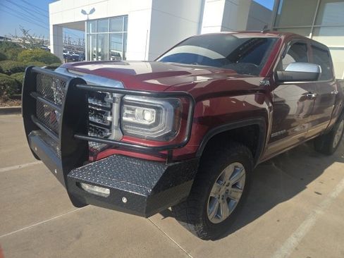 Used 2017 GMC Sierra 1500 SLT image 2