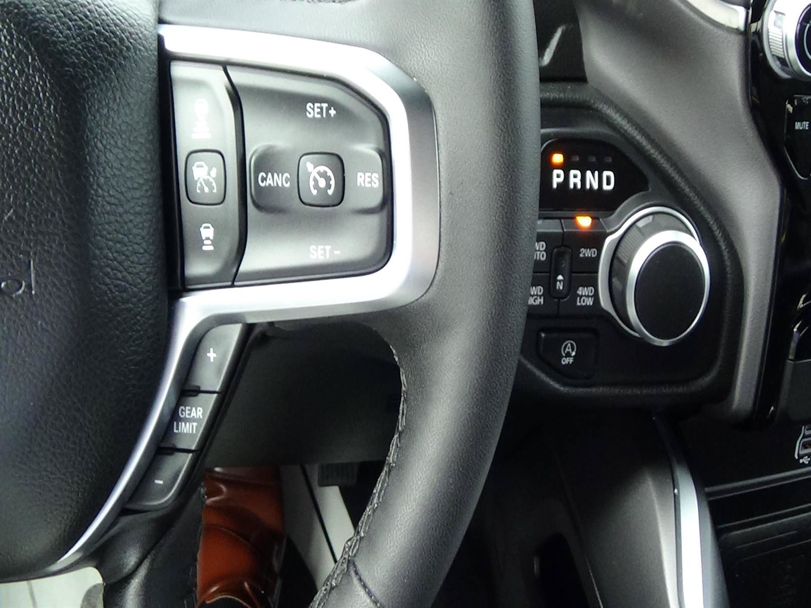 Used 2025 RAM 1500 Big Horn AWD/4WD image 23