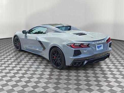 Used 2025 Chevrolet Corvette Stingray Preferred Conv w/ 2LT RWD image 4