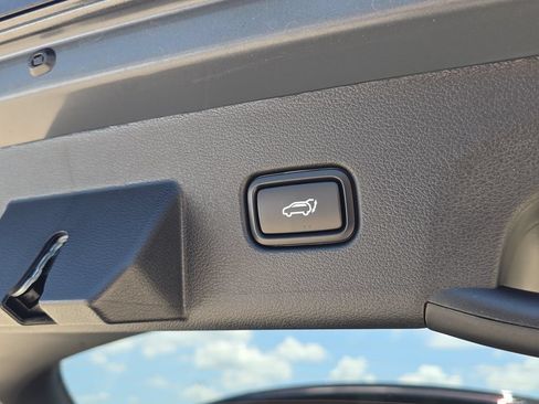 New 2027 Kia Sportage EX FWD image 11