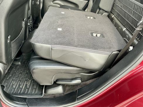 Used 2018 Jeep Grand Cherokee Limited image 29