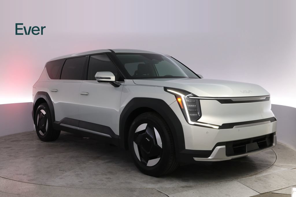 Used 2026 Kia EV9 Light RWD image 13