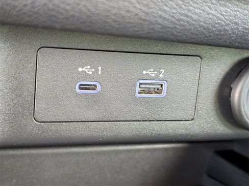 Certified 2023 Nissan Rogue SV image 19