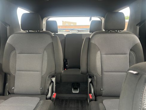 Used 2023 Chevrolet Traverse LT w/ Midnight/Sport Edition AWD/4WD image 31