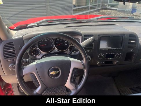 Used 2011 Chevrolet Silverado 1500 LT w/ All-Star Edition AWD/4WD image 7