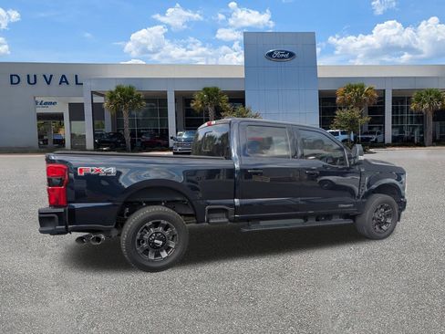 Used 2023 Ford F250 Lariat w/ Sport Appearance Package image 4