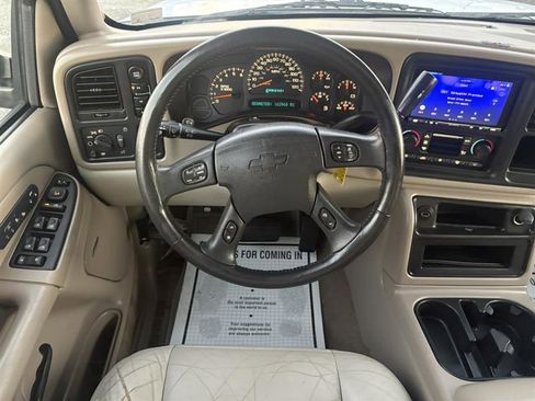 Used 2004 Chevrolet Tahoe Z71 w/ Z71 Preferred Equipment Group image 29