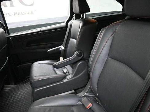 Used 2023 Honda Odyssey Sport image 21