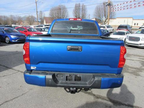 Used 2017 Toyota Tundra SR5 image 5