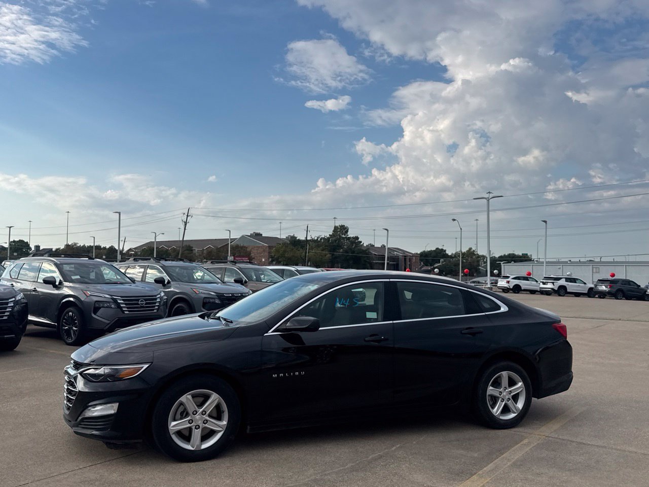 Used 2025 Chevrolet Malibu LT FWD image 13