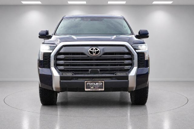 Used 2023 Toyota Tundra Limited w/ Power Package AWD/4WD image 8