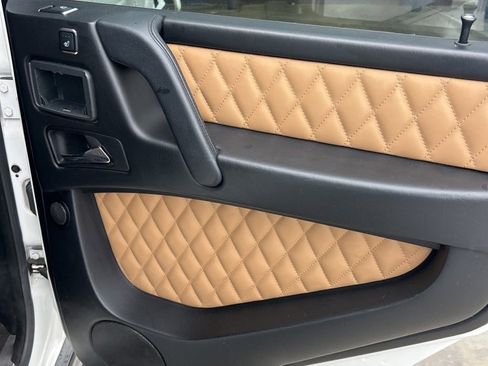 Used 2014 Mercedes-Benz G 63 AMG 4MATIC w/ PA6 Package image 14