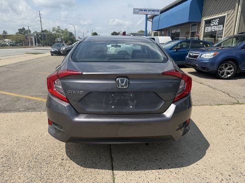 Used 2017 Honda Civic LX image 9