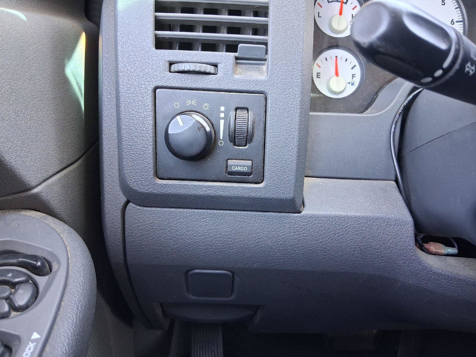 Used 2007 Dodge Ram 1500 Truck SLT RWD image 32