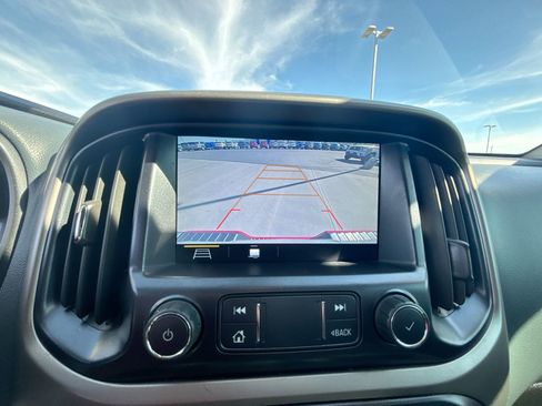 Used 2020 Chevrolet Colorado Z71 image 61