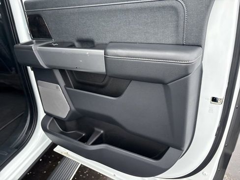 Used 2023 Ford F250 Lariat w/ Lariat Ultimate Package image 14