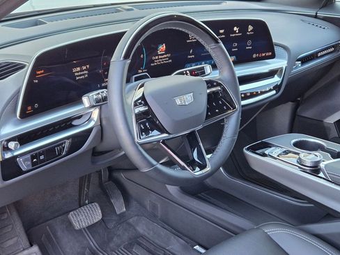 Certified 2025 Cadillac Lyriq Luxury w/ LPO, Floor Liner Package image 10