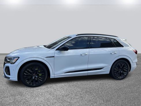 Certified 2024 Audi Q8 e-tron Prestige w/ Prestige Package image 3