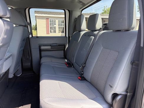 Used 2011 Ford F250 XLT w/ XLT Premium Pkg image 15