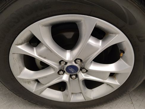 Used 2016 Ford Escape Titanium image 31