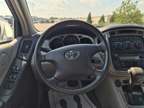 Used 2003 Toyota Highlander 4WD V6 image 19