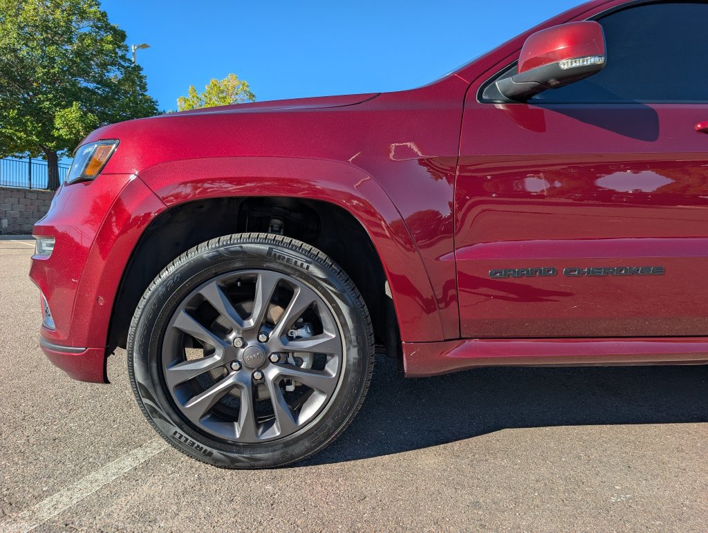 Used 2018 Jeep Grand Cherokee High Altitude AWD/4WD image 11