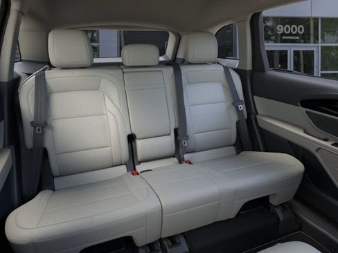 New 2026 Lincoln Nautilus Premier AWD/4WD image 11