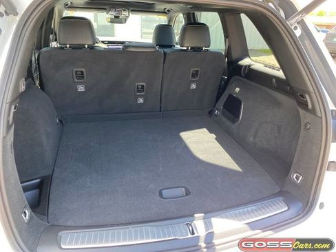 Certified 2022 Jeep Grand Cherokee Overland AWD/4WD image 9