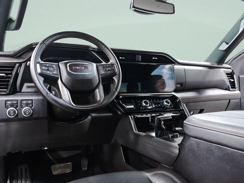 Used 2024 GMC Sierra 1500 AT4 w/ AT4 Preferred Package AWD/4WD image 27