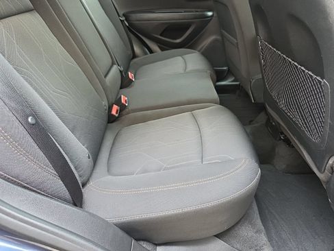 Used 2018 Chevrolet Trax LT AWD/4WD image 25
