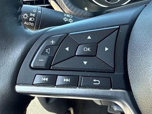 Used 2025 Nissan Sentra SV w/ All-Weather Package FWD image 24