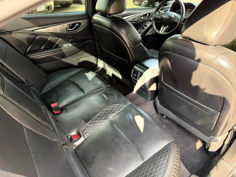 Used 2018 INFINITI Q50 Red Sport 400 w/ Sensory Package (Sport) AWD/4WD image 18