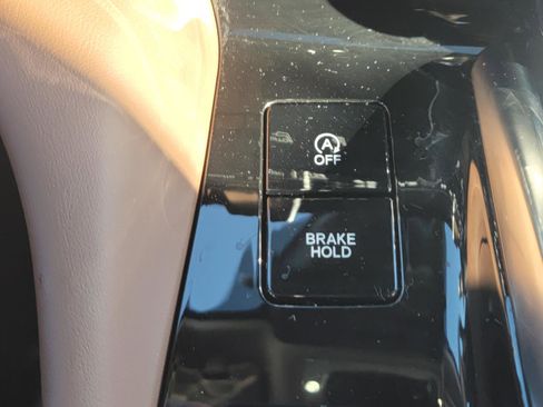 Certified 2025 Acura MDX SH-AWD w/ Technology Package image 18