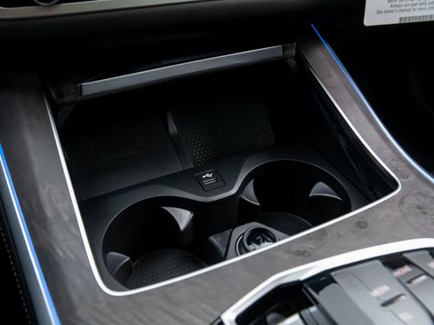 New 2026 BMW X5 xDrive50e w/ Executive Package image 30